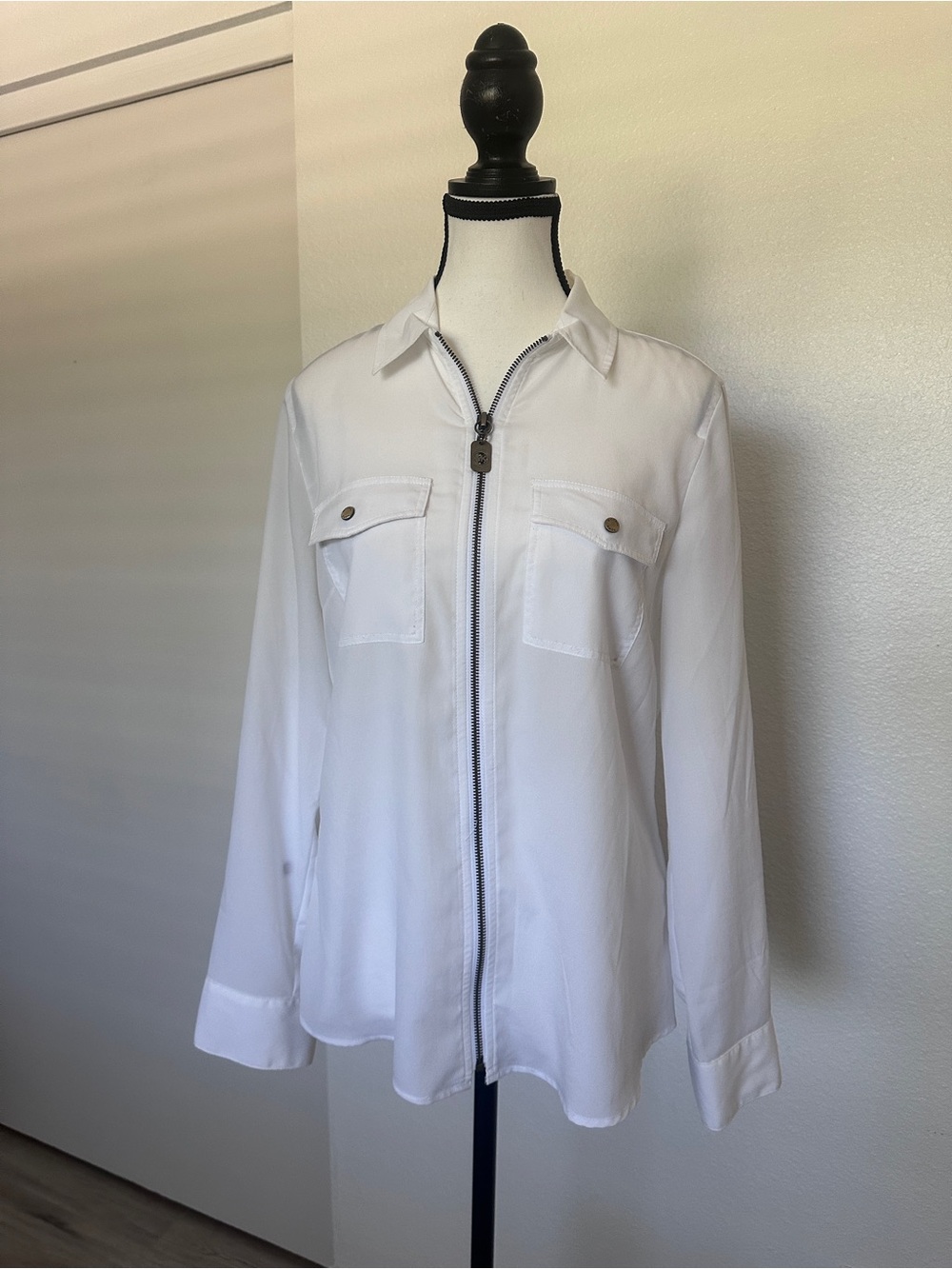 MICHAEL Michael Kors White Zip-Front Button Down Shirt